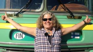 Dok: Hänen elämänsä bussi