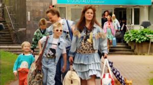 Lomamatka 80-luvulle: Aikamatkaajat