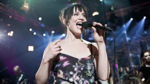 Rauhassa: Rauhassa - Maija Vilkkumaa