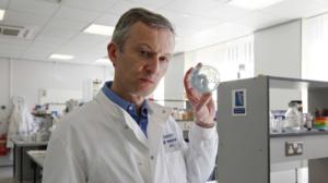 Panorama: Antibioottien kuolema