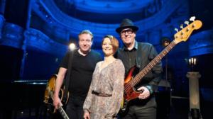 Melkein unplugged: Hans On the Bass