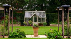 Rakkaudesta puutarhaan