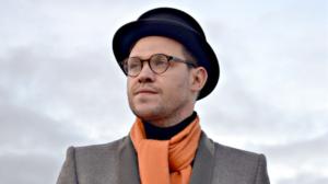 René Magritte: Mies ja hattu