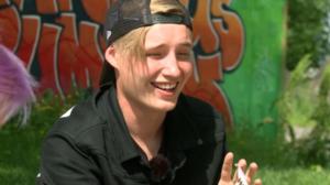 Tuure Boelius Talk Show: Back to school!