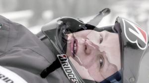 Tuhkimotarinoita: Pyörätuolista huipulle