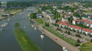 Meidän maamme - Vårt land: Lennä Porvoonjokea pitkin ja koe Vanhan Porvoon tunnelma ilmasta