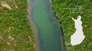 Meidän maamme - Vårt land: Koe Kevon huikeat vesiputoukset ja lennä joutsenen siivin!
