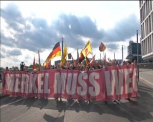 Yle Uutisluokka Triplet: Valheet ja mustamaalauskampanjat huolettavat Euroopan vaalien alla