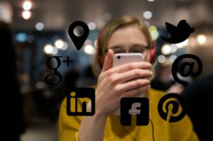 Yle Uutisluokka Triplet: Tutkija: Some-paasto ei paras lääke someriippuvuuteen