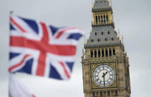 Yle Uutisluokka Triplet: Brittiparlamentti näytti brexitille vihreää valoa
