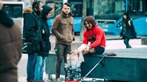 Dok: Turvapaikanhakija itkee