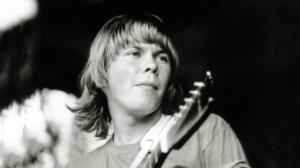 J. Karjalainen ja Mustat Lasit