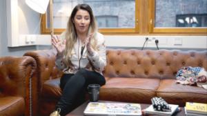 Luova 100: Tietokirjailija ja toimittaja Jenni Pääskysaari