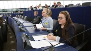 Yle Uutisluokka Triplet: Brittinuoret hämmentyneitä brexitistä