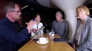 Dagens debatt försöker förstå den brittiska valsoppan