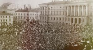 Kun Suomesta tuli Suomi: Sosialistit pyrkivät itsenäistämään Suomea jo heinäkuussa 1917. Porvarit harasivat silloin vastaan.