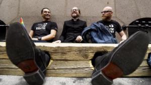 Yle Uutisluokka Triplet: Homopareja vihkinyt pappi sai moitteet Helsingin tuomiokapitulilta