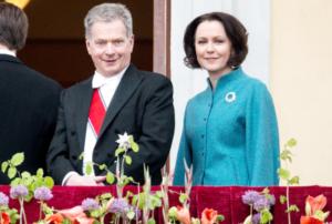 Yle Uutisluokka Triplet: Presidentti Sauli Niinistölle ja rouva Jenni Haukiolle syntyy vauva