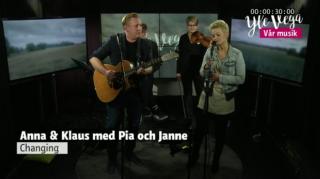 Vår Musik - video: Anna & Klaus i en radio show med Pia och Janne