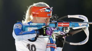 Ampumahiihdon MC: Naisten takaa-ajokilpailu: 19.12.2015 14.20