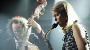 Yle Live: M1-studiossa Mopo: 01.11.2015 22.40