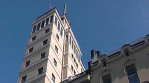 Tosi tarina: Torni: 18.12.2015 18.30