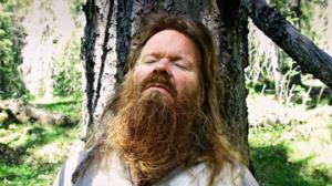 Uusi Kino: Metsänpeitto (S): 21.03.2016 23.50