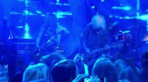 Nenäpäivä-show 2015: Nenäpäivä 2015 - Robin feat. Nikke Ankara & Santa Cruz - Yö kuuluu meille: 06.11.2015 19.33