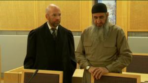 Yle Uutisluokka Triplet: Italian poliisi: Terroristiverkosto toiminut myös Suomessa (S): 12.11.2015 18.08