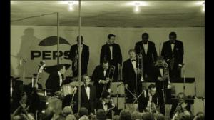 Aikahahmoja (S): 22.12.2015 18.50