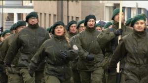 Itsenäisyyspäivän paraati: Ohimarssi (S): 06.12.2015 14.33