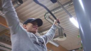 Yle Uutisluokka: Kuntosalille jo alle 15-vuotiaana?: 09.12.2015 19.31