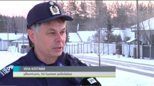 Yle Uutisluokka Triplet: Joensuun äärikansallisissa katupartioissa on mukana jo useita kymmeniä miehiä (S): 08.01.2016 13.20