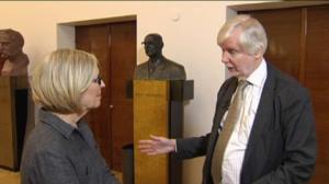 Politiikan avokonttori: Haastateltavana kansanedustaja Erkki Tuomioja: 05.02.2016 12.30