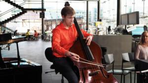 Kantapöytä: Kantapöydän opiskelijatreffit: kontrabasisti Joel Raiskio: 09.03.2016 18.08