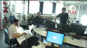 Disko2000: Disko2000-ohjelman DJ-vieraana Kasmir: 04.04.2016 10.49