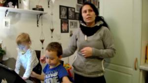 Lähiö - Viiden tähden mutsi: Johanna: Oksennustauti on ihan ykköstauti: 29.11.2016 10.00