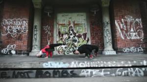 Katutanssielämää 1: Roosa-Breikkiä ja haasteita (S): 29.11.2016 17.15