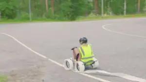 Temput ja testit: Milla ja Emma: Vessapaperimäkiauto: 17.10.2016 08.00