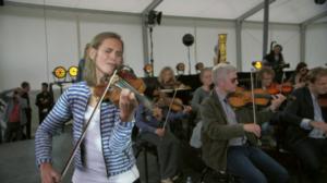 Sinfoniaorkesteri saapuu kylään: 30.05.2016 15.30