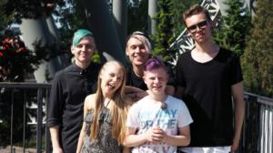 Kylässä: Huvipuisto: 19.07.2016 11.00