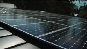 Yle Uutisluokka Triplet: Yhä useampi kunta hyödyntää aurinkovoimaa (S): 12.05.2016 10.31