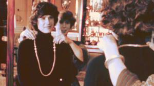 Pro arte utili: Hopeakoru: 20.07.2016 12.00