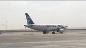 Yle Uutisluokka Triplet: Egyptiläinen matkustajakone katosi Välimeren yllä (S): 19.05.2016 11.30