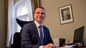 Yle Uutisluokka Triplet: Petteri Orpo suomalaisten suosikkiministeri (S): 20.05.2016 12.55