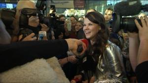 Yle Uutisluokka Triplet: Saara Aalto teki yllätysvierailun Helsinkiin (S): 07.12.2016 10.13