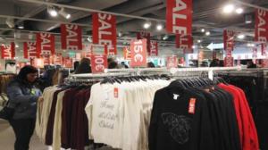 Yle Uutisluokka Triplet: Suomalaiset vähentävät kulutustaan enemmän kuin vuosiin (S): 23.05.2016 09.13