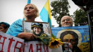 Yle Uutisluokka Triplet: Ukraina juhli itsenäisyyspäivää sodan varjossa (S): 25.08.2016 10.16