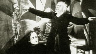 Caligarista Hitleriin: 23.04.2016 21.00