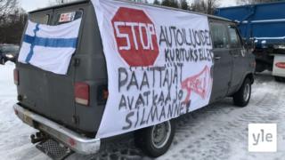 Torviprotesti: Tampereella ilmaistaan mieltä bensan hintaa vastaan (S): 18.02.2022 17.43